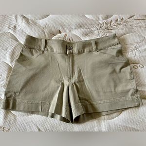 Water girl shorts